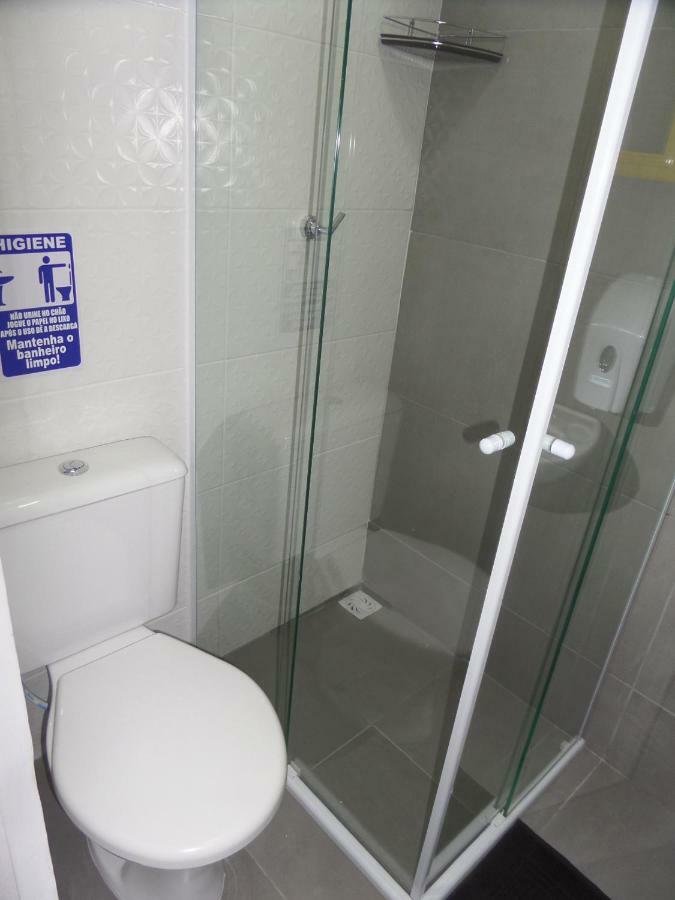 Visto Hostal *